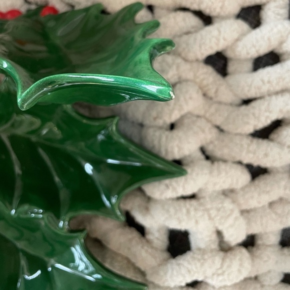 SET OF 2 VINTAGE CERAMIC HOLLY BERRY DIVIDED CANDY/RELISH/TRINKET DISH - Picture 10 of 11